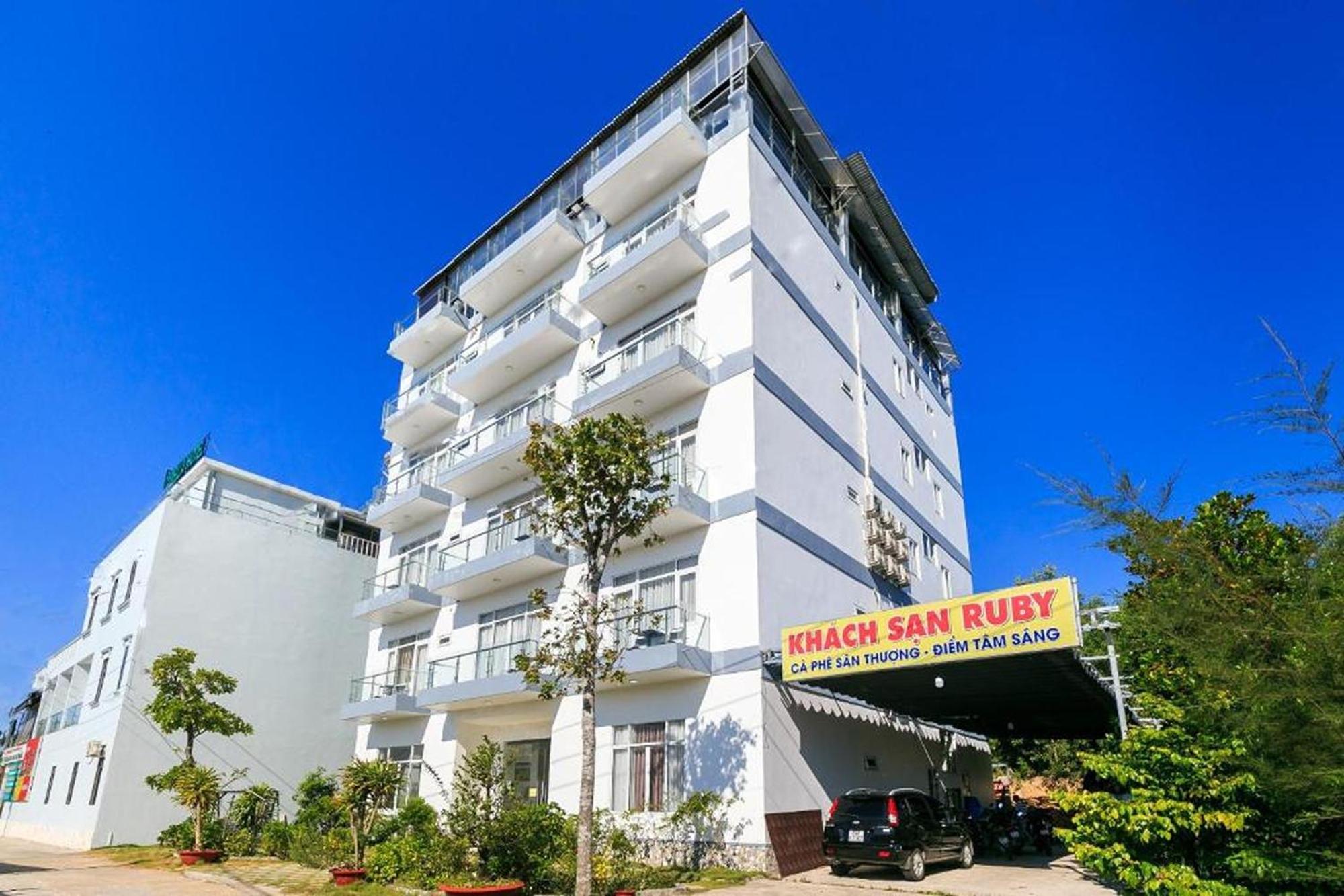 Ruby Hotel Phu Quoc Bagian luar foto