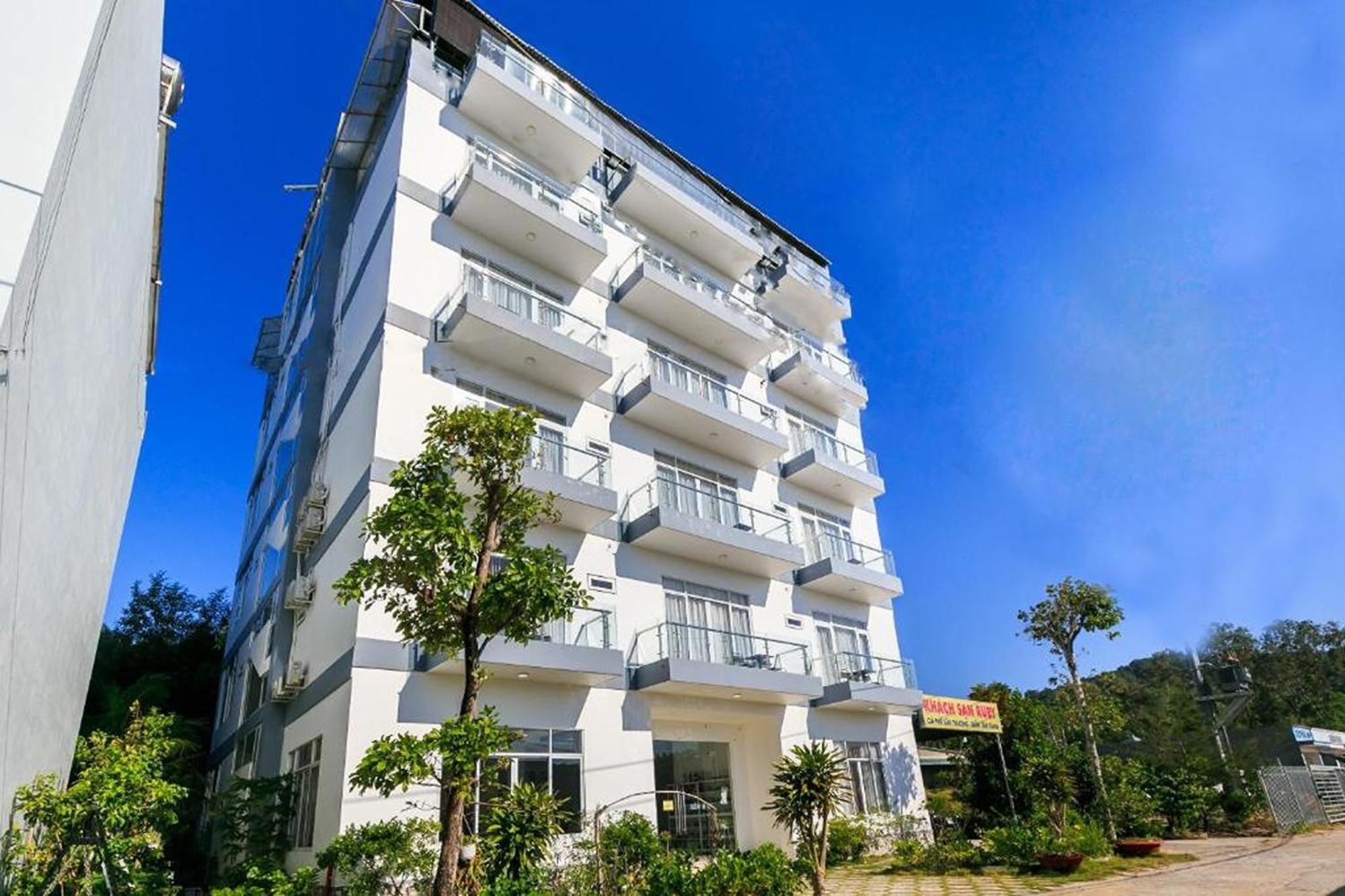 Ruby Hotel Phu Quoc Bagian luar foto